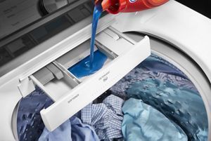 Drawer dispenser