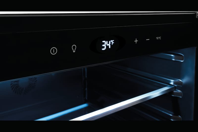 Precision Temperature Controls with LED Display Can Chill Beverages Down to 34F