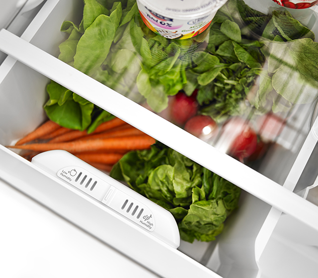 Humidity-Controlled Garden Fresh Crisper Bins