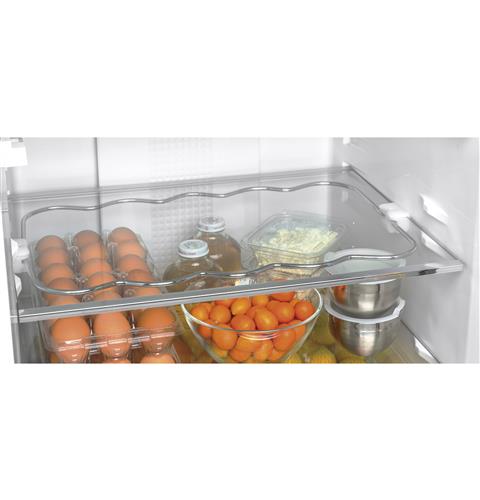 Edge-to-Edge Glass Shelves