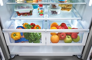 Effortless Glide Crisper Drawers