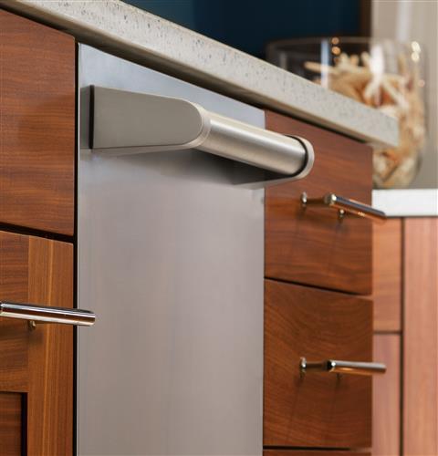 Flush installation capability