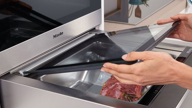 014_2018_MielePR_VacuumSealingDrawer_673x379